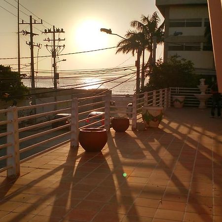 Hotel Bahia Plaza Santa Marta  Exterior photo