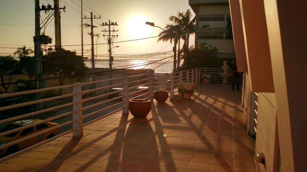 Hotel Bahia Plaza Santa Marta  Exterior photo